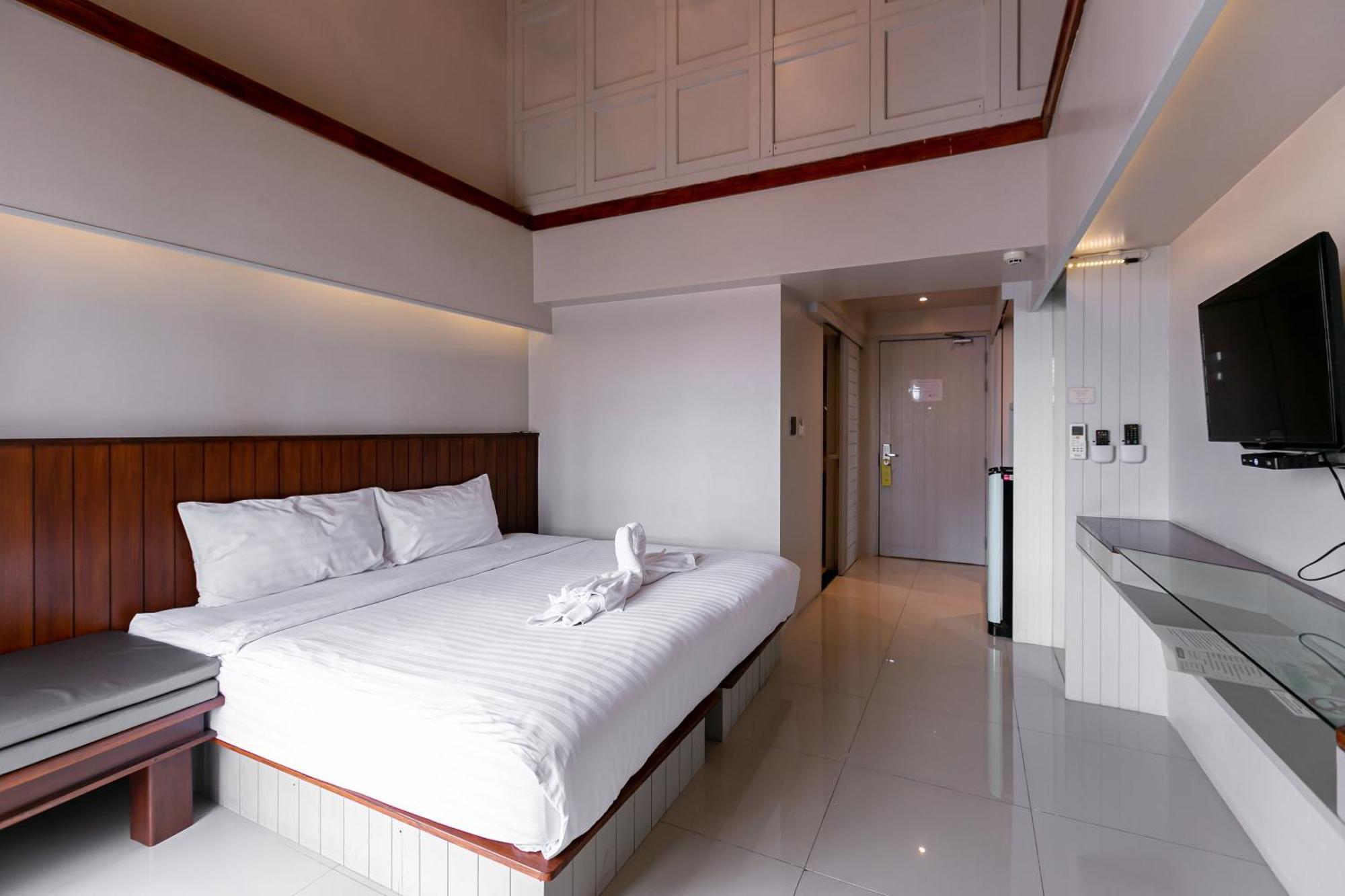 A Room Bangkok Sathorn Ngoại thất bức ảnh