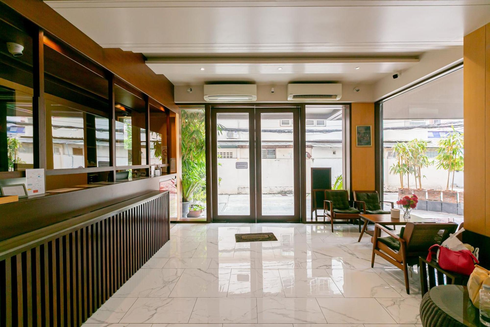 A Room Bangkok Sathorn Ngoại thất bức ảnh