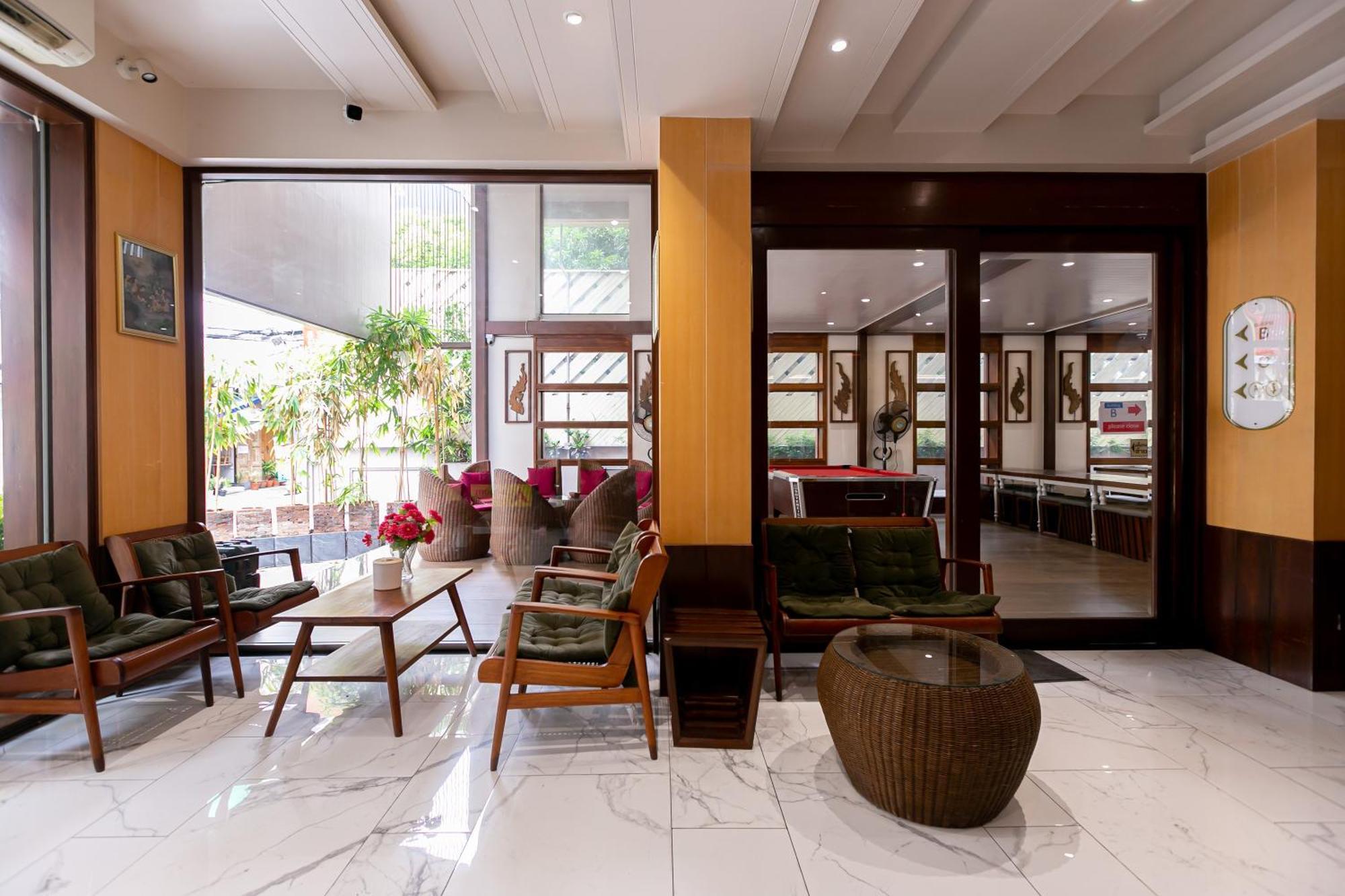 A Room Bangkok Sathorn Ngoại thất bức ảnh