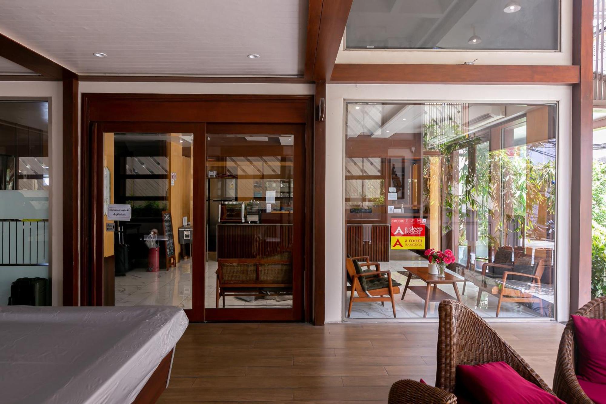 A Room Bangkok Sathorn Ngoại thất bức ảnh
