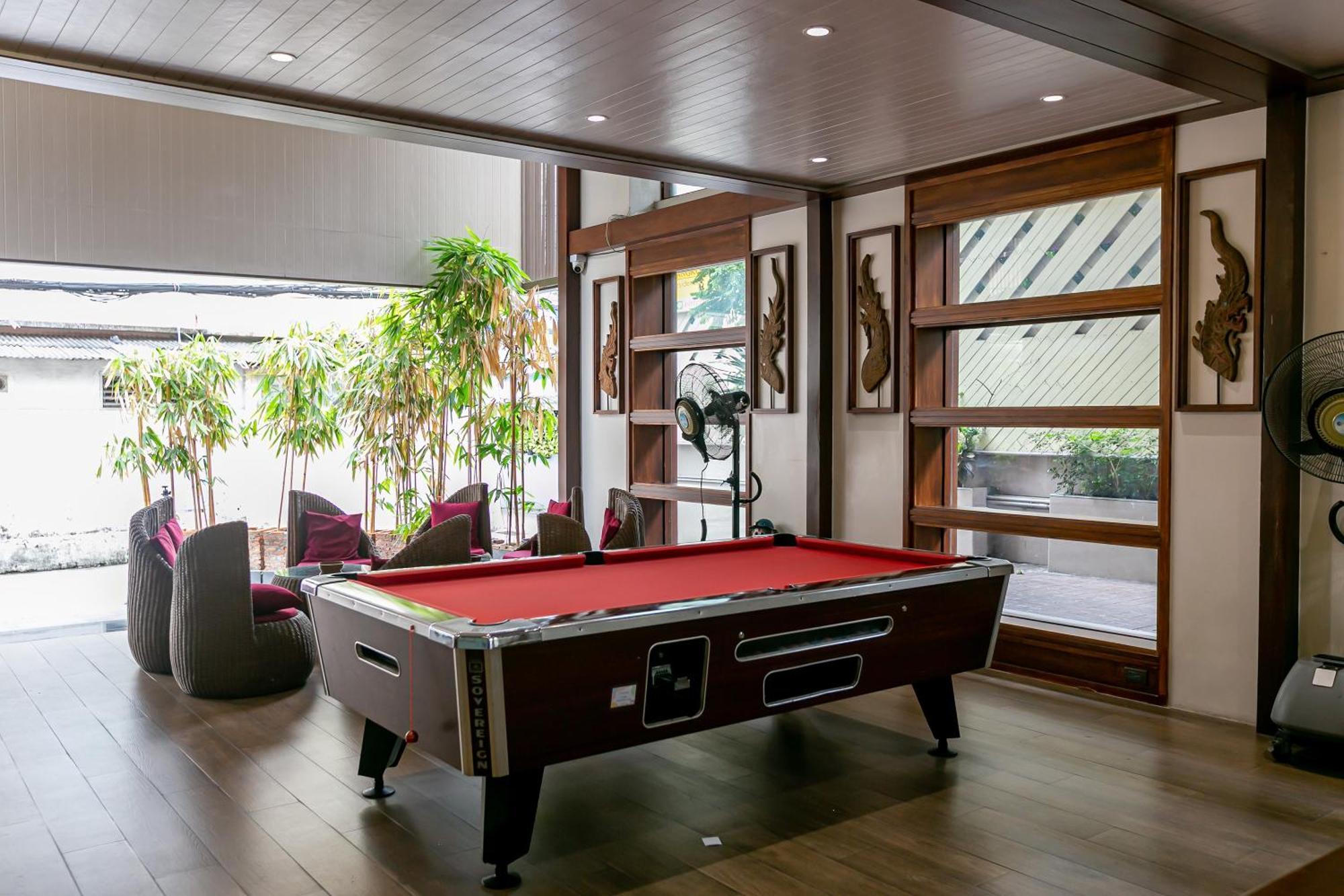 A Room Bangkok Sathorn Ngoại thất bức ảnh