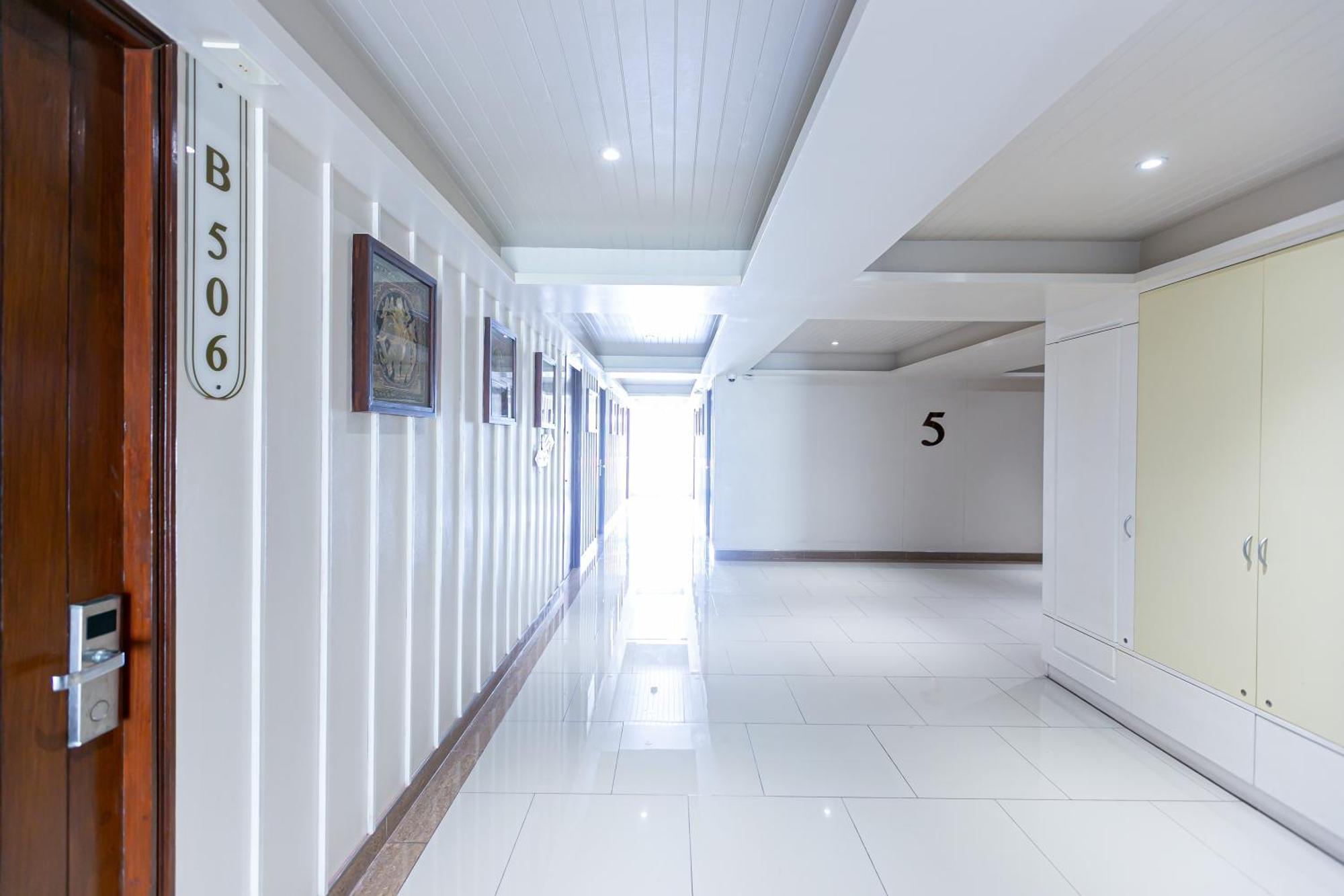 A Room Bangkok Sathorn Ngoại thất bức ảnh